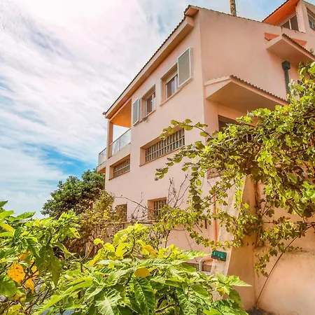 Vakantiehuis Awesome In With House Sea View Santa Susanna